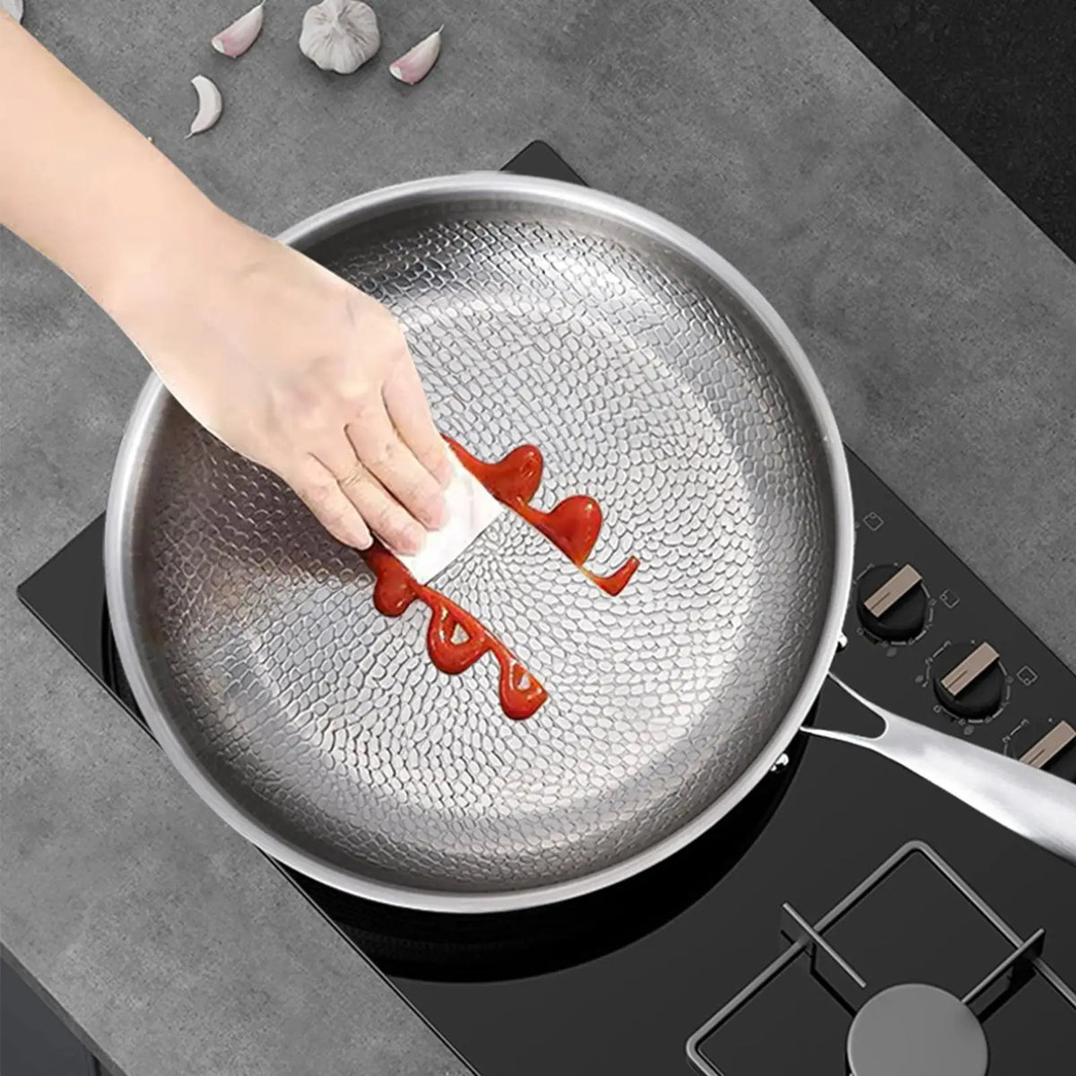 Titanium Frying Pan with Lid | Scratch-Resistant Skillet Titanium Frying Pan QXL