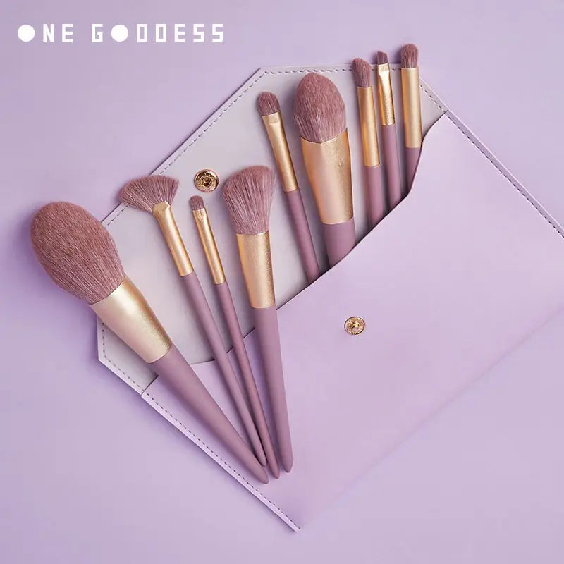 9-Piece Super Soft Makeup Brush Set | Eyeshadow & Foundation Makeup Brush Set QXL 9 brushes and a bag