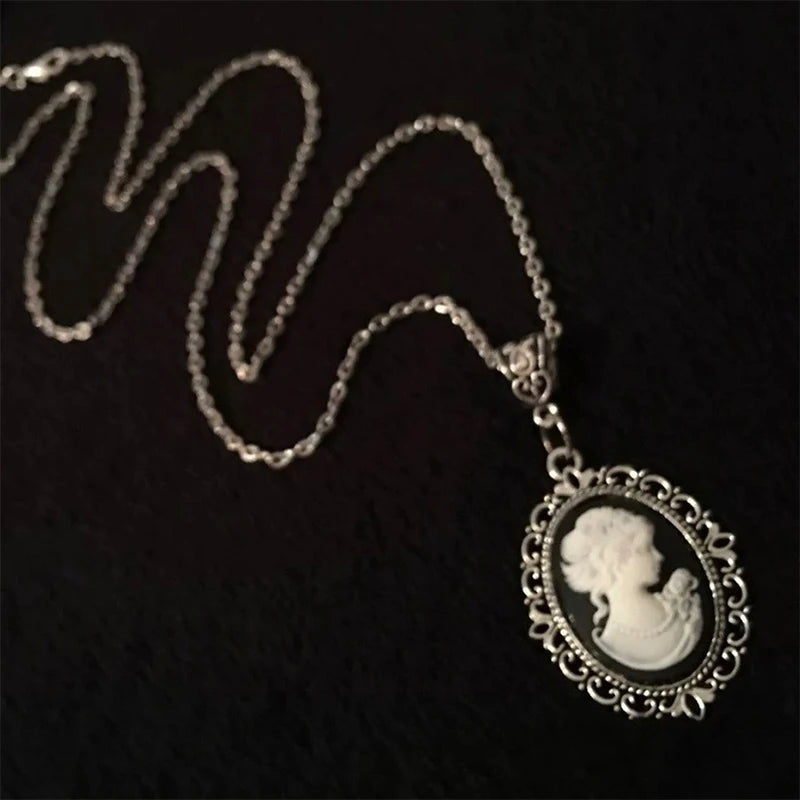 Victorian Cameo Choker Necklace | Gothic Vintage Charm Cameo Choker Necklace QXL