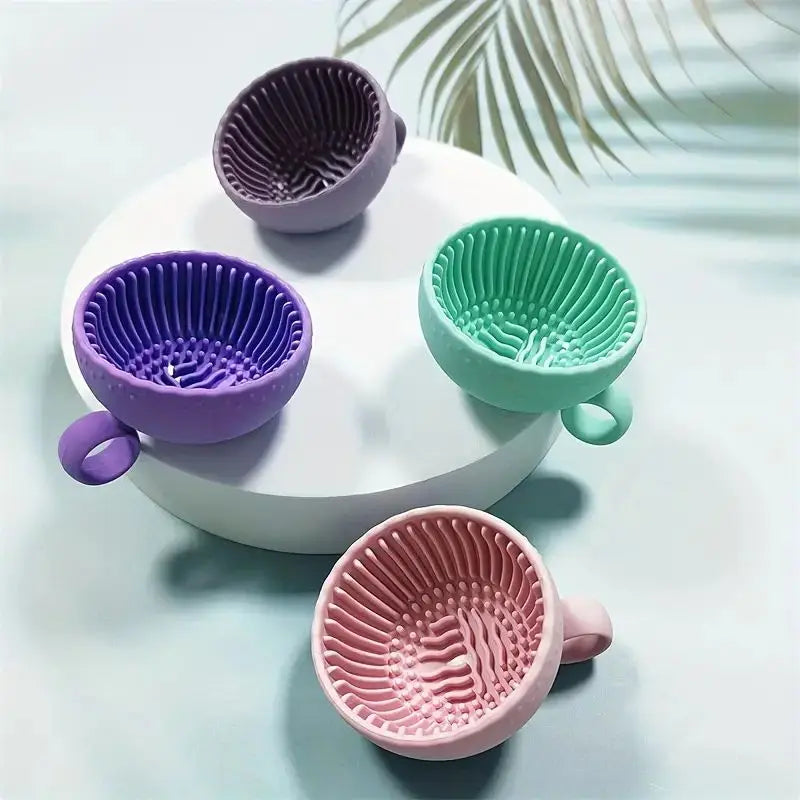 Silicone Makeup Brush Cleaner Bowl & Scrubber Pad Brush Cleaning Bowl QXL
