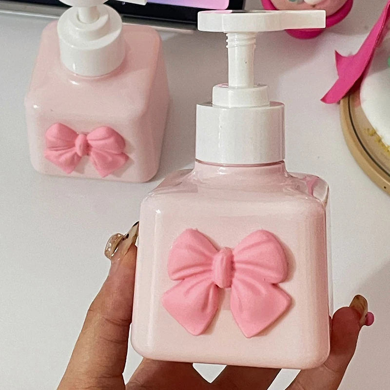 200ml Bow-Knot Refillable Pump Bottle | Soap, Shampoo & Lotion Pump Dispenser Bottle QXL Default Title