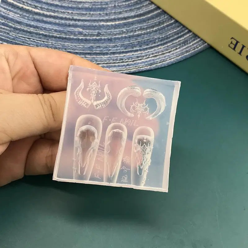 3D Goat Horn Silicone Nail Art Mold | DIY Nail Charms Nail Art Mold QXL