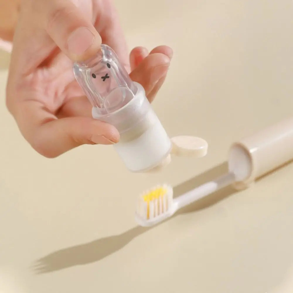 2-in-1 Foldable Travel Toothbrush & Toothpaste Dispenser Travel Toothbrush Set QXL