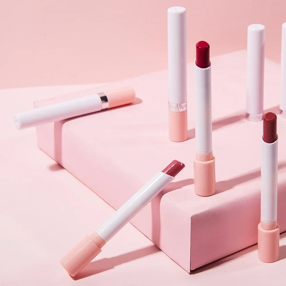 Handaiyan Matte Velvet Lipstick Set – 4 Pcs Long-Lasting Matte Lipstick Set QXL