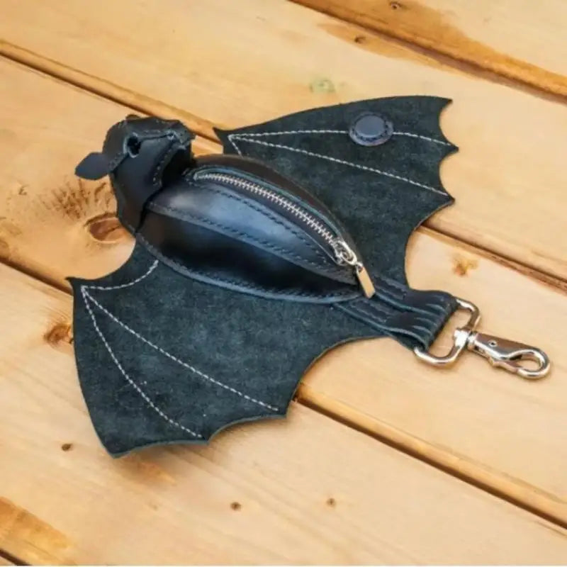 PU Leather Bat Coin Purse & Keychain | Zippered Wallet Novelty Coin Purse QXL