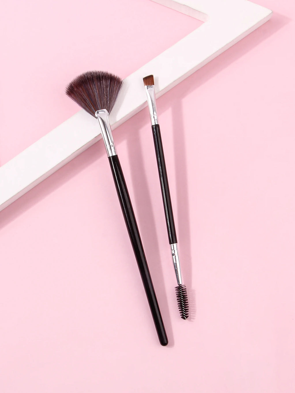 KOSSHOW 2-Pc Fan Highlight & Dual-End Eyebrow Brush Set Makeup Brush Set QXL