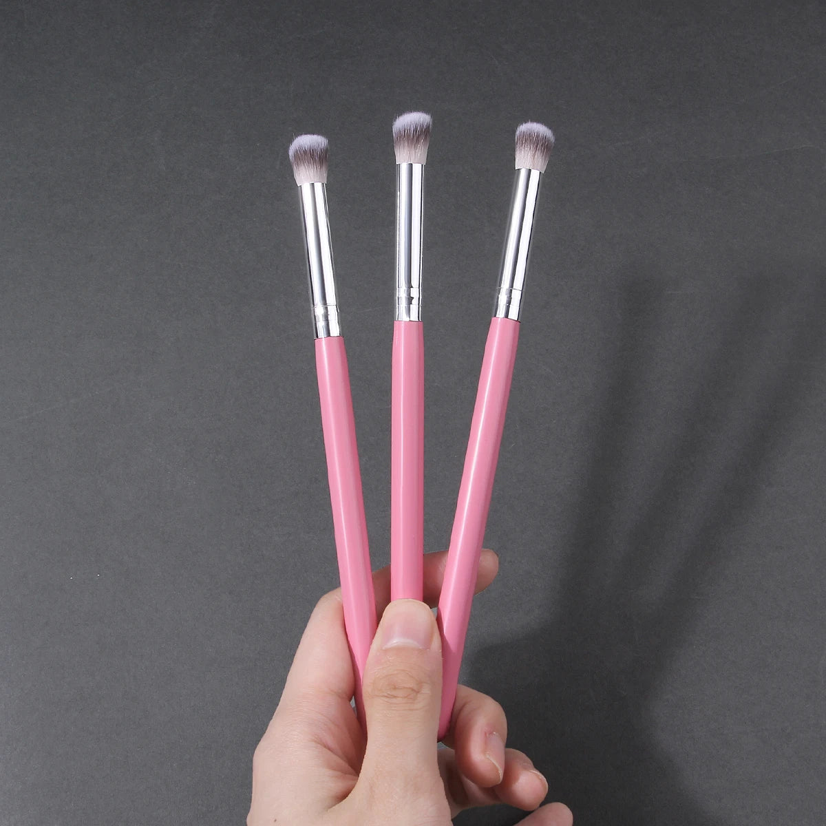 3-Pack Oblique Concealer Brushes for Precise Makeup Coverage Concealer Brush Set QXL