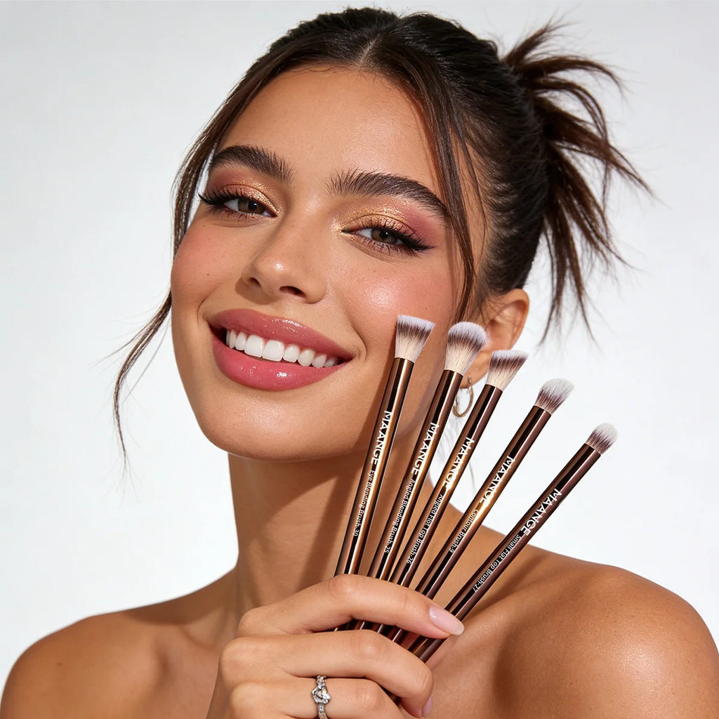 MAANGE 5-Pc Eye Shadow Blending Brush Set | Beginner Kit Eye Makeup Brush Set QXL