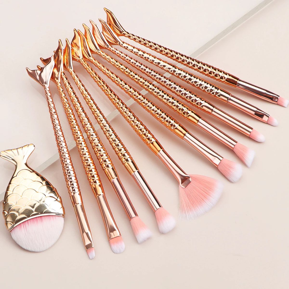 11-Pc Mermaid Makeup Brush Set | Fish Scale Gradient Handles Makeup Brush Set QXL