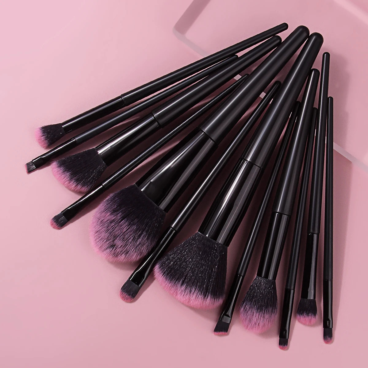 17-Pc Professional Makeup Brush Set with Bag & Sponges Makeup Brush Set QXL