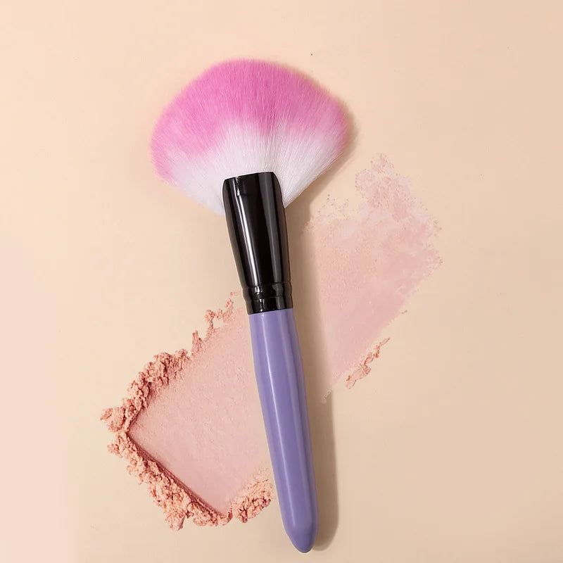 Fan-Shaped Blush & Highlighter Makeup Brush | Soft Bristles Makeup Brush QXL