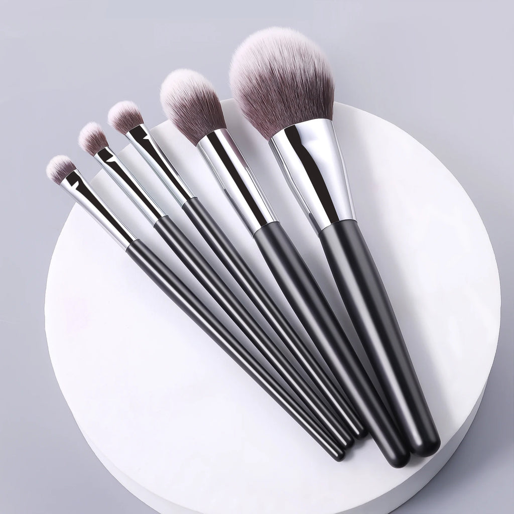 5-Piece Black & Silver Makeup Brush Set | Face & Eye Brushes Makeup Brush Set QXL