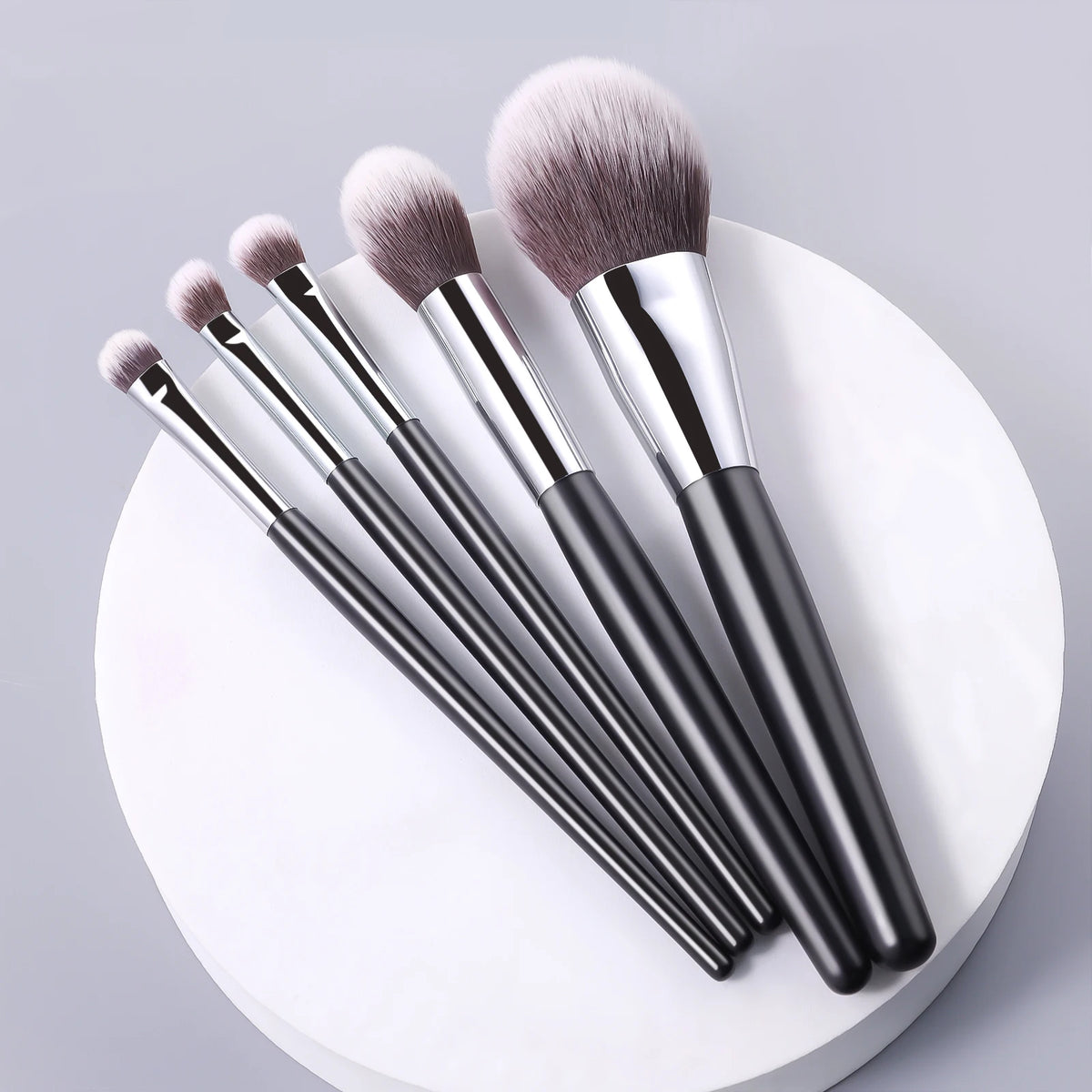 5-Piece Black & Silver Makeup Brush Set | Face & Eye Brushes Makeup Brush Set QXL