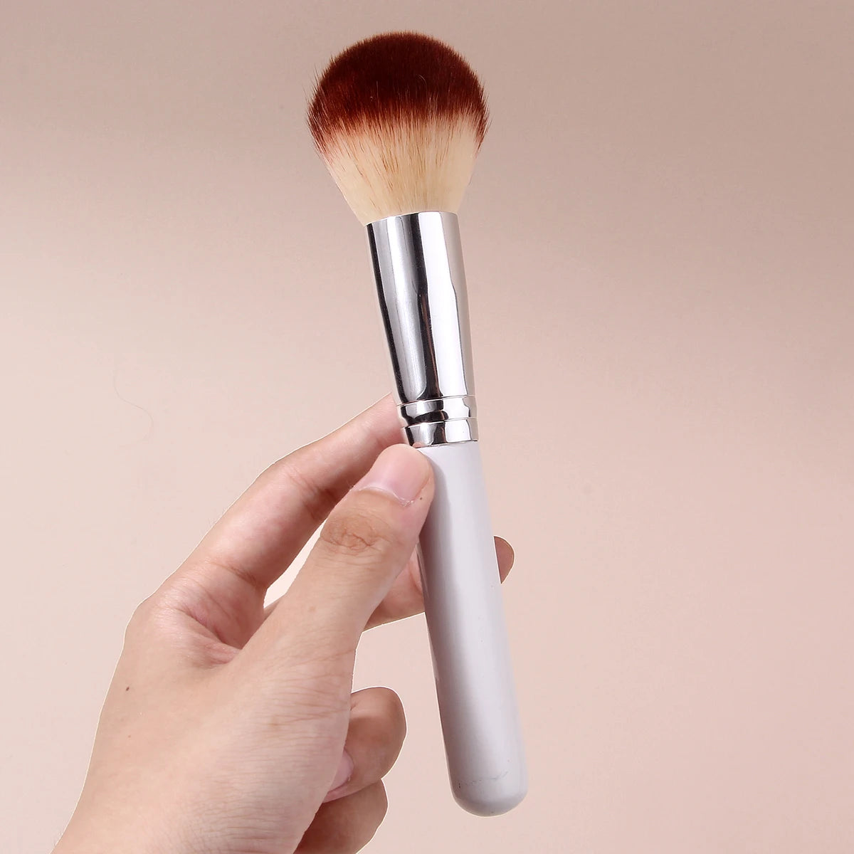 KOSSHOW Fluffy Round Powder Brush | Blush & Contour Makeup Powder Brush QXL