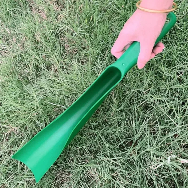 Gutter Cleaning Scoop | Leaf & Debris Removal Tool Gutter Cleaning Scoop QXL