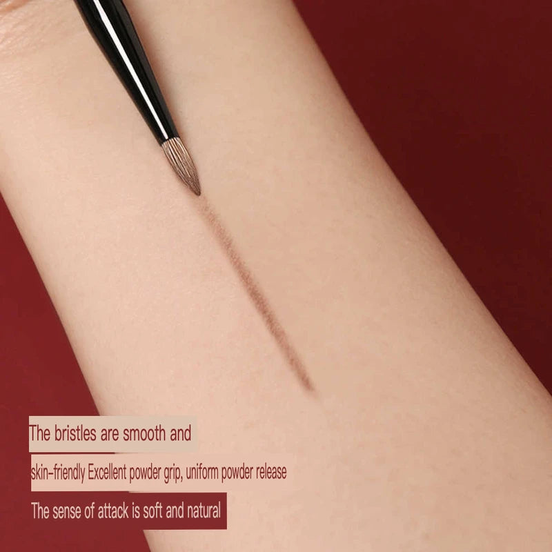 Tapered Goat Hair Eye Detail Brush | Blending & Highlight Eye Makeup Brush QXL