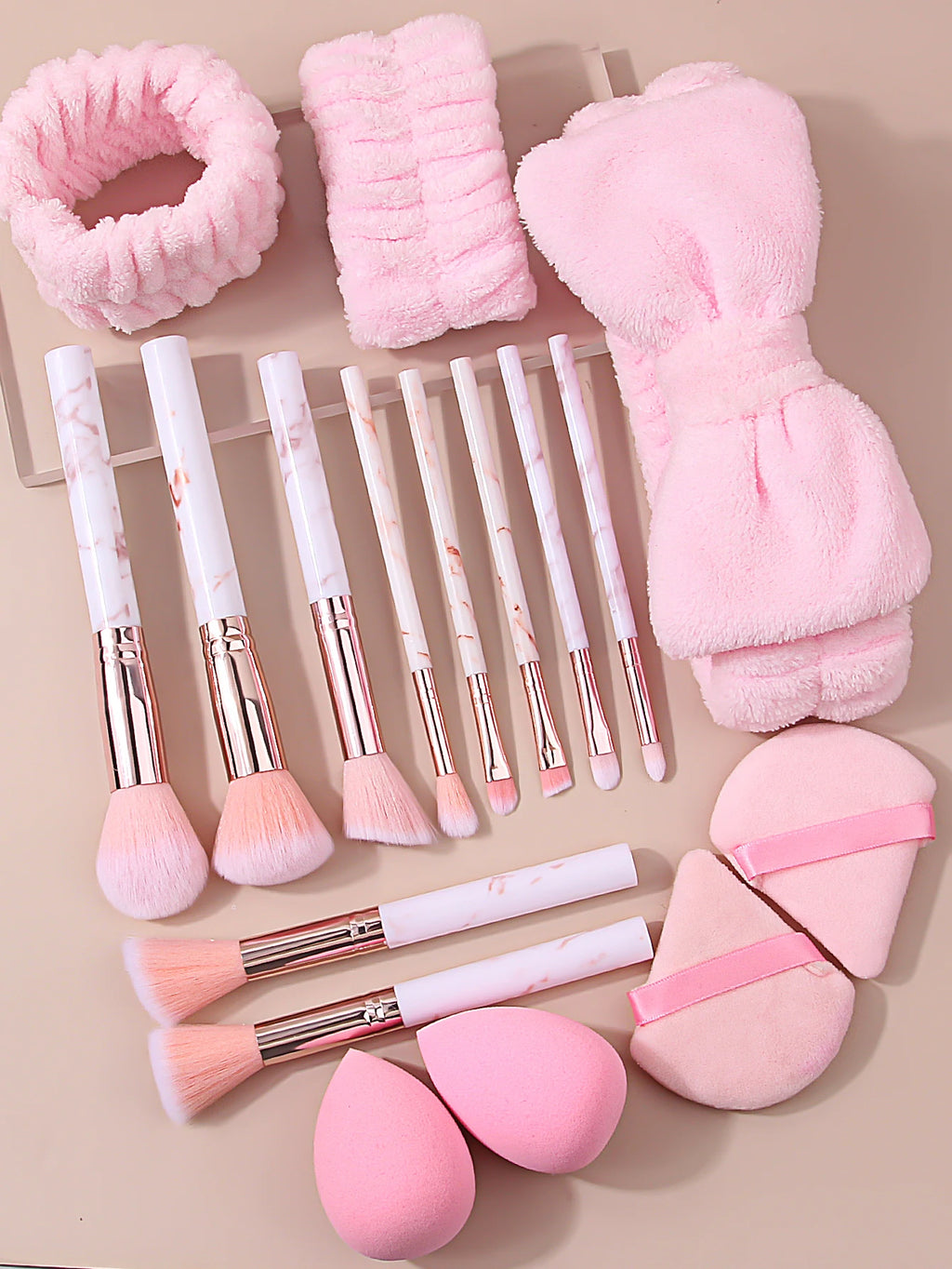 17-Pc Pink Makeup Brush Set with Sponge Puff & Wrist Strap Makeup Brush Set QXL