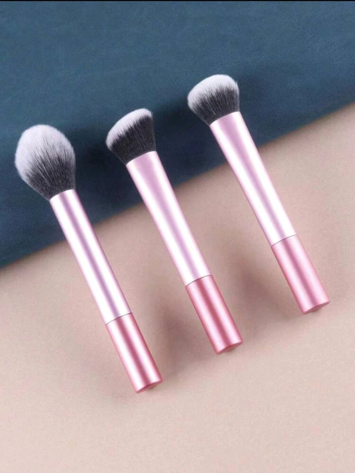 3-Piece Loose Powder, Contour & Foundation Brush Set Makeup Brush Set QXL