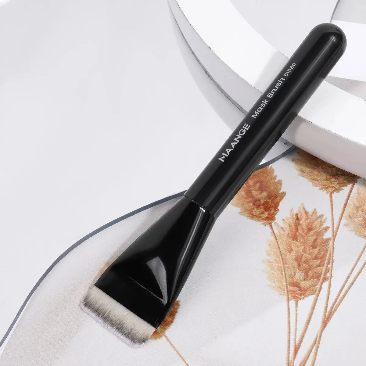 MAANGE Flat Facial Mask & Foundation Brush | Soft Synthetic Facial Mask Brush QXL