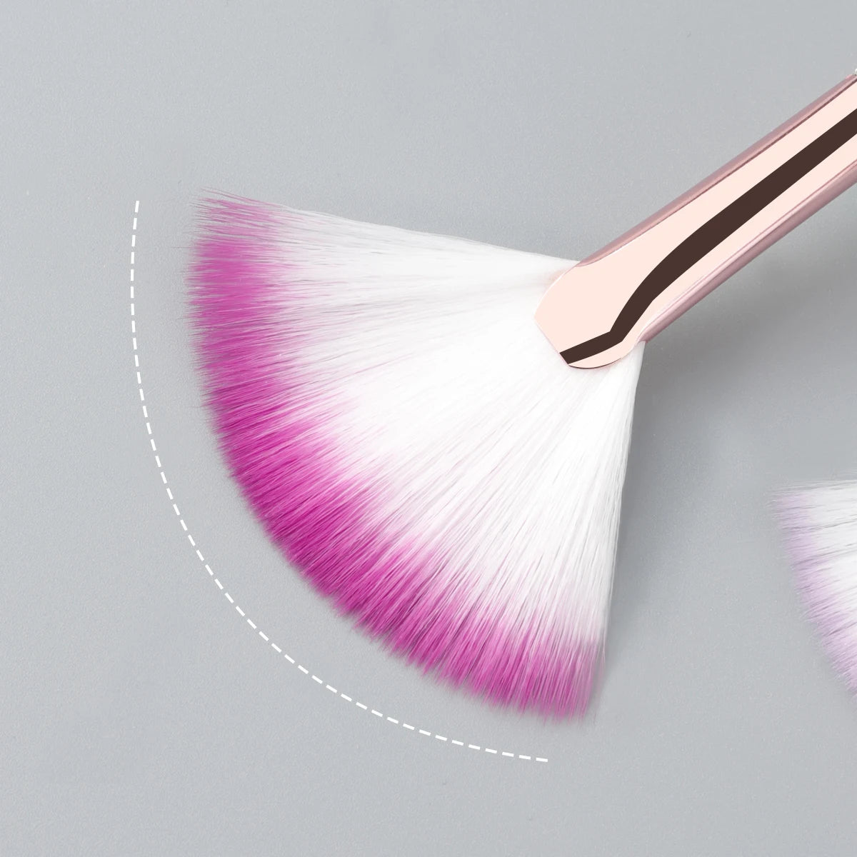 RANCAI Fan Makeup Brush – Soft Nylon Powder & Mask Brush Fan Makeup Brush QXL