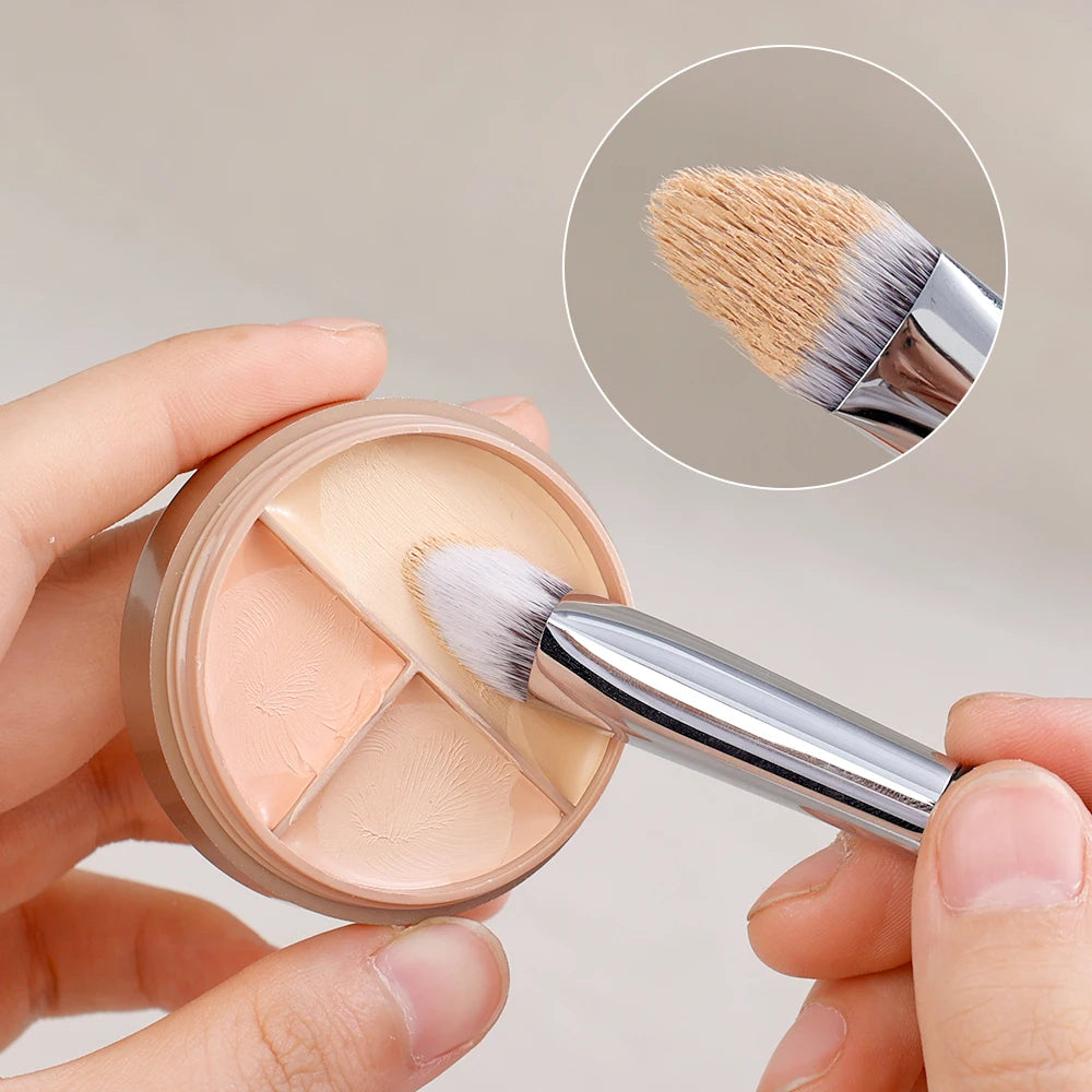 Triangle Cone Concealer Brush | Soft Fiber Face Detail Brush Concealer Makeup Brush QXL