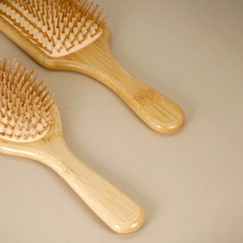 Bamboo Detangling Hair Brush & Scalp Massager – All Hair Types Detangling Hair Brush QXL
