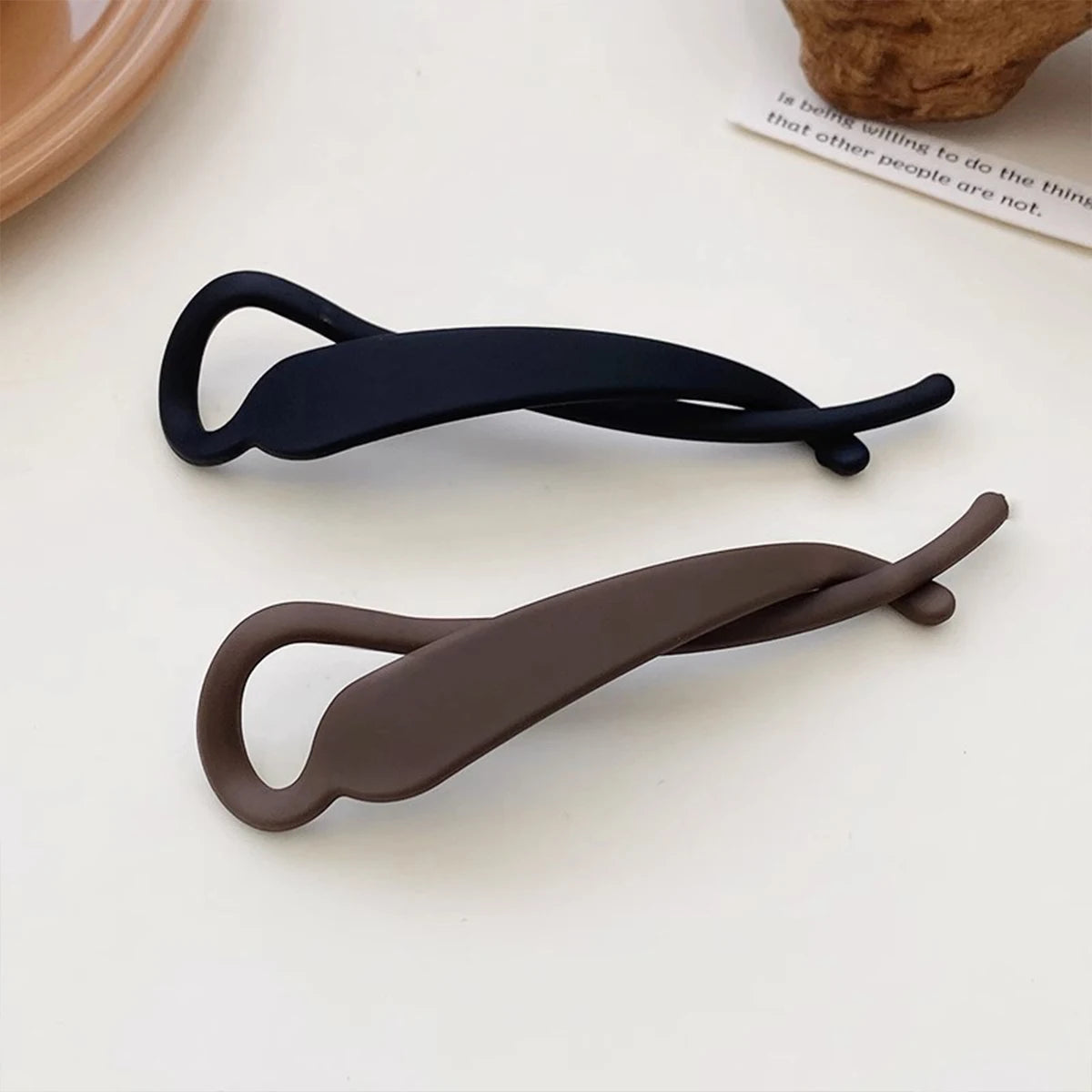 Banana Clip Vertical Ponytail Hair Clip for Women | Elegant Banana Hair Clip QXL