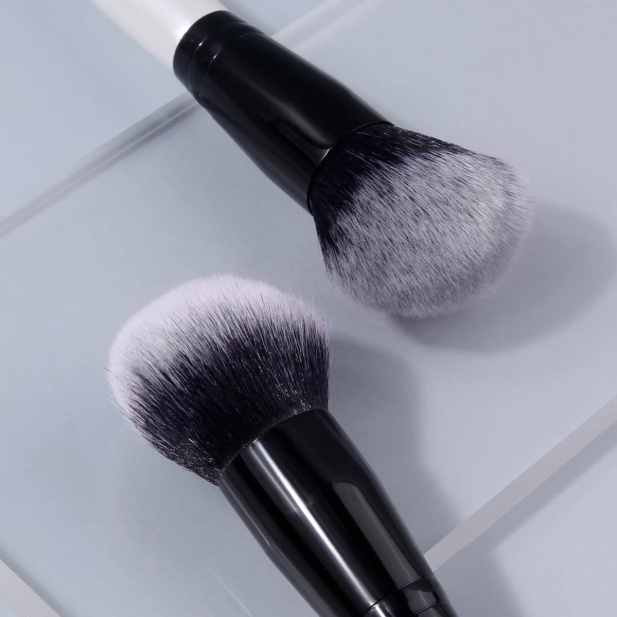 KOSSHOW 2-Pack Fluffy Blush & Contour Makeup Brushes Makeup Brush Set QXL