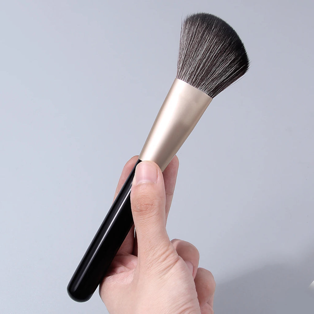 KOSSHOW Sloped Blush Brush – Wood Handle & Gold Ferrule Blush Makeup Brush QXL