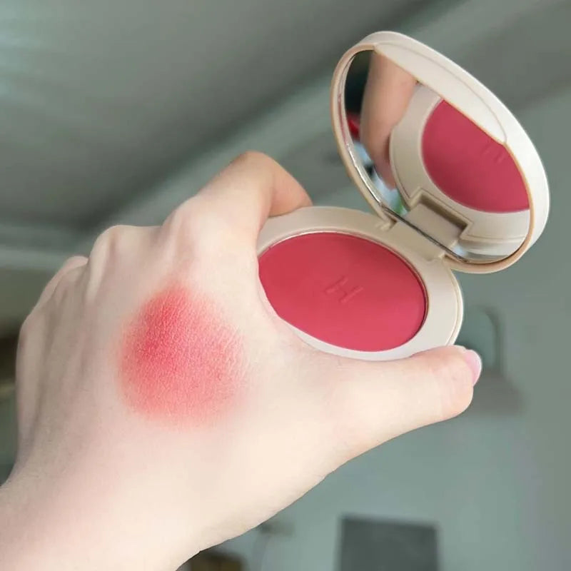 Monochrome Honey Powder Blush | High Gloss Natural Brightening Powder Blush QXL