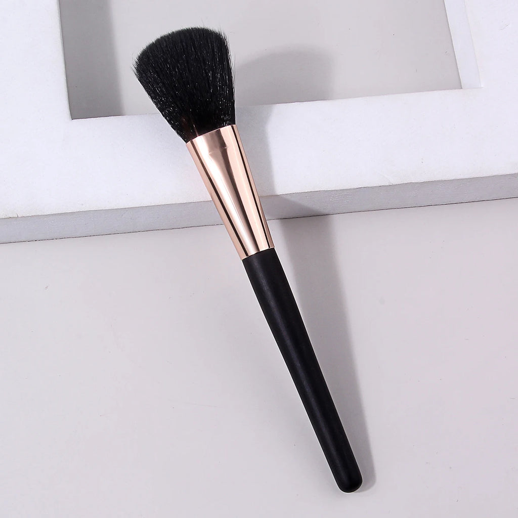 KOSSHOW Fluffy Blush Brush – Soft Nylon & Wood Handle Blush Makeup Brush QXL