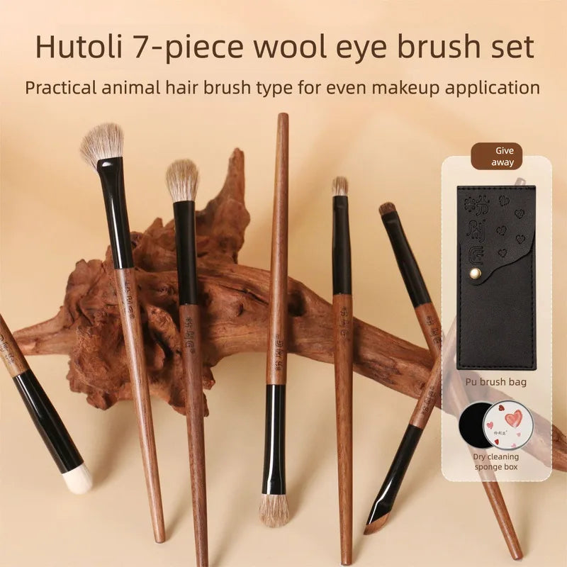 7-Piece Wool Makeup Brush Set with Floral Design & Brush Bag Makeup Brush Set QXL