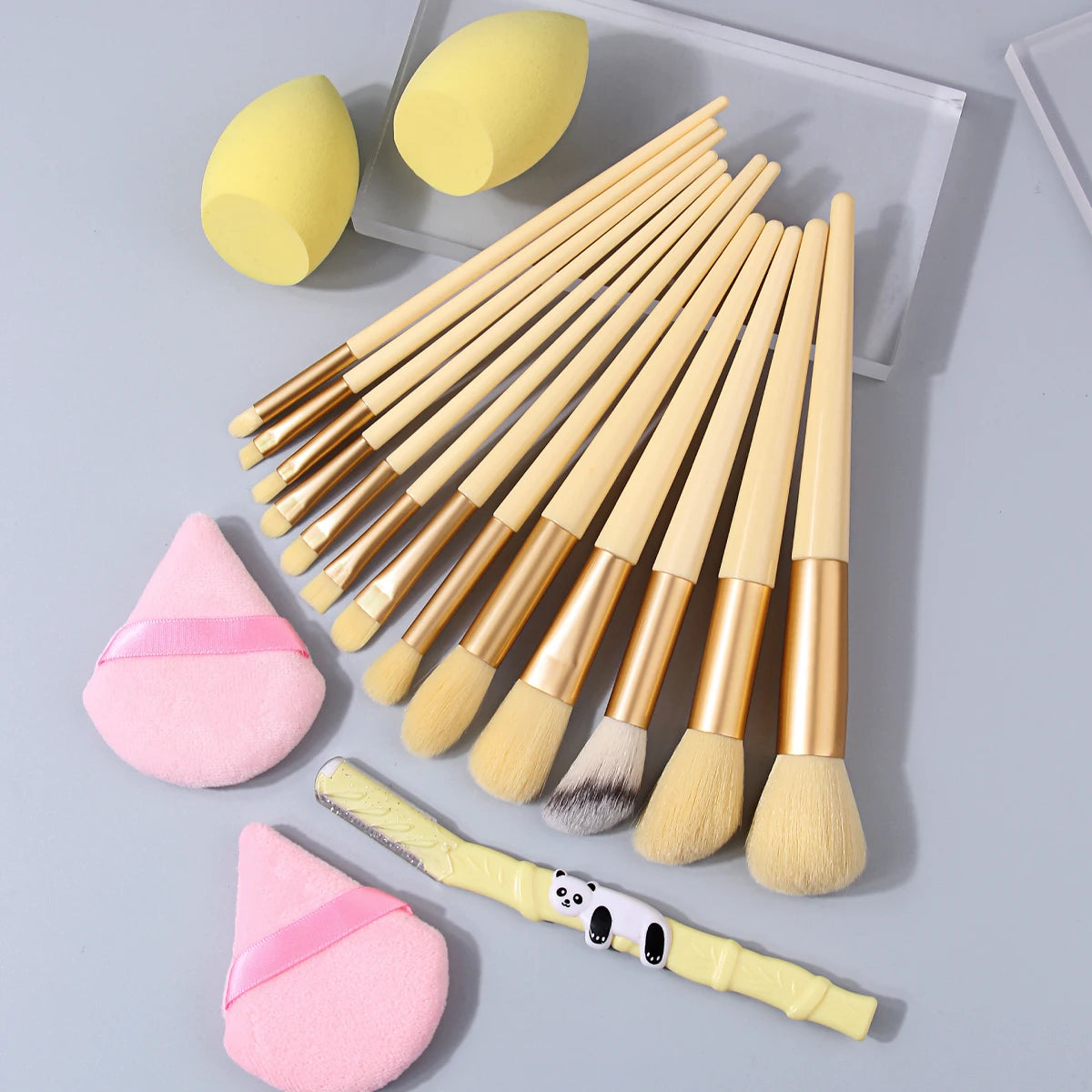 KOSSHOW 18-Pc Yellow Makeup Brush Set | Beginner Kit Makeup Brush Set QXL
