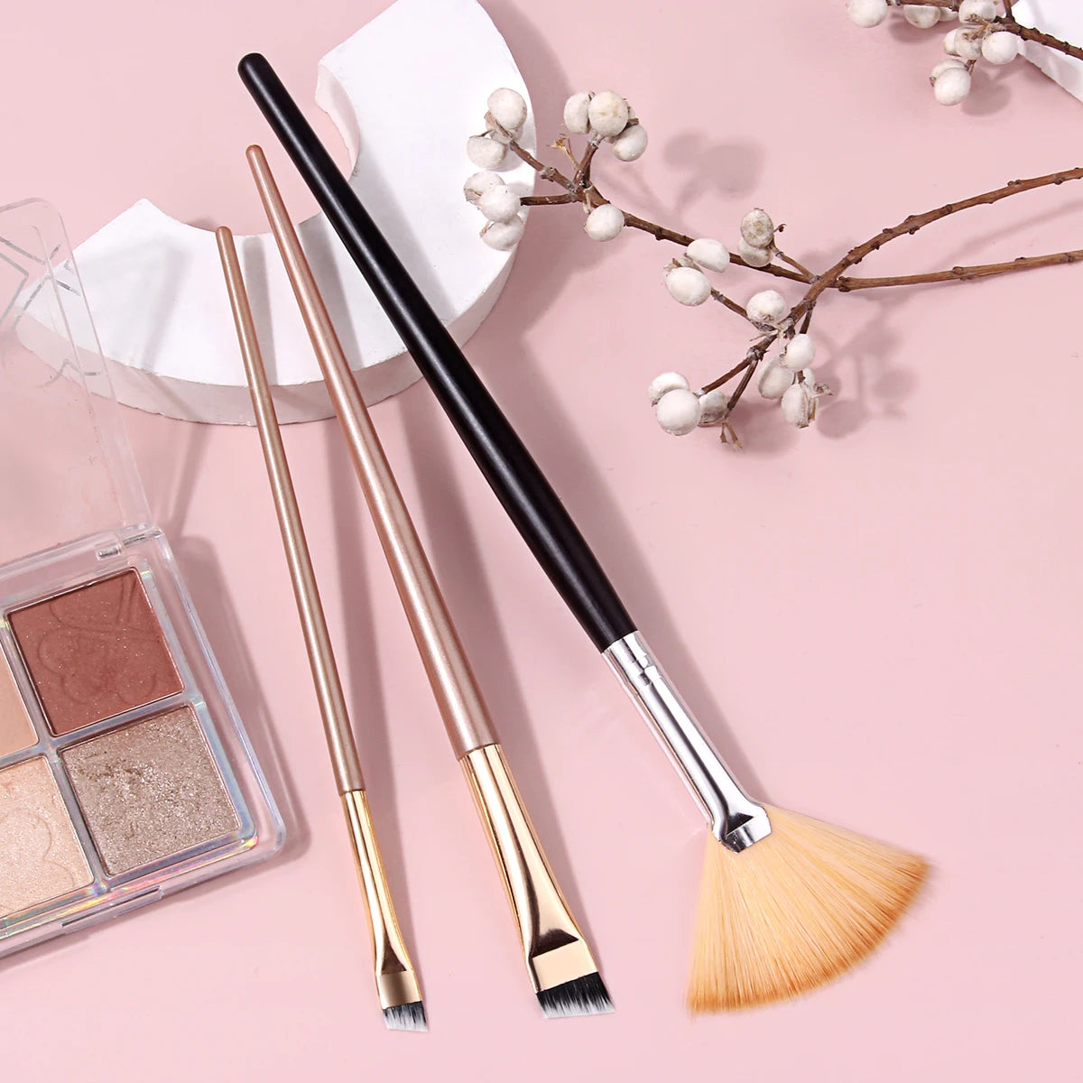 KOSSHOW 3-Pc Highlighter & Angled Eyeliner Brush Set Makeup Brush Set QXL