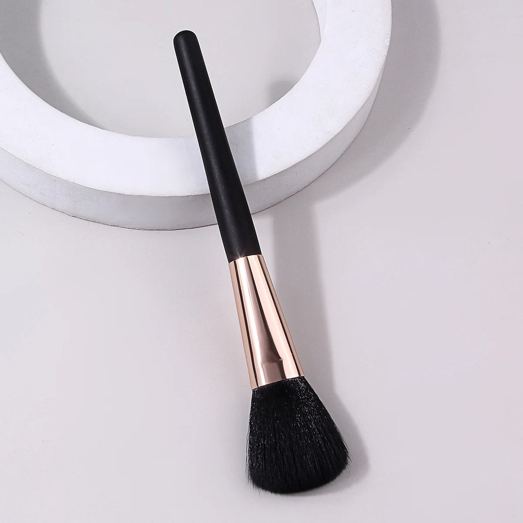 KOSSHOW Fluffy Blush Brush – Soft Nylon & Wood Handle Blush Makeup Brush QXL