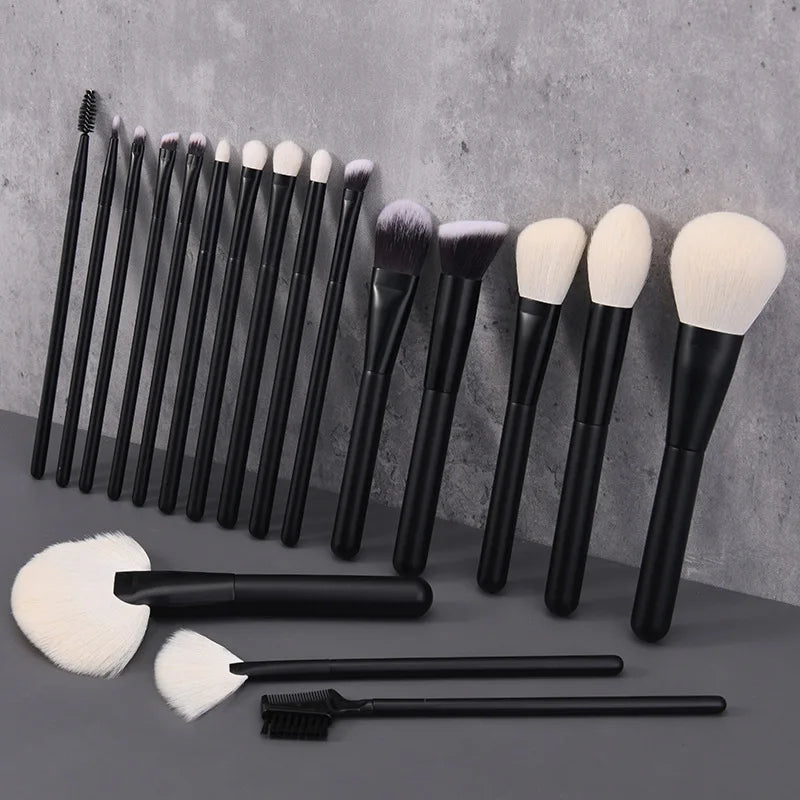 Professional Makeup Brush Set 12/18Pc | Natural Hair Beauty Tools Makeup Brush Set QXL A1-18pcs