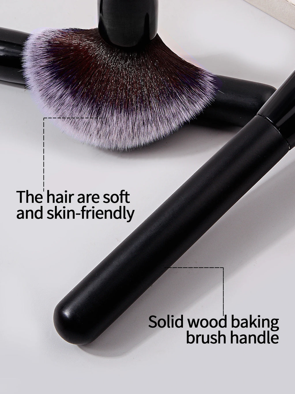 Wooden Handle Soft Powder & Blush Makeup Brush | Multi-Use Makeup Brush QXL