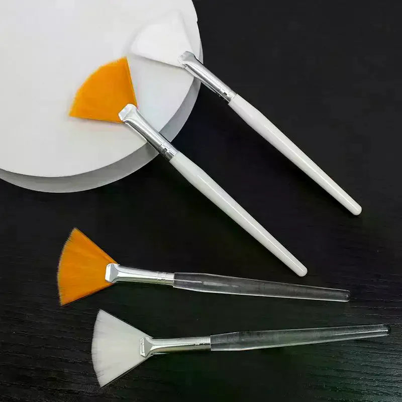 Fan-Shaped Facial Mask Brush | Soft Nylon Applicator Facial Mask Brush QXL