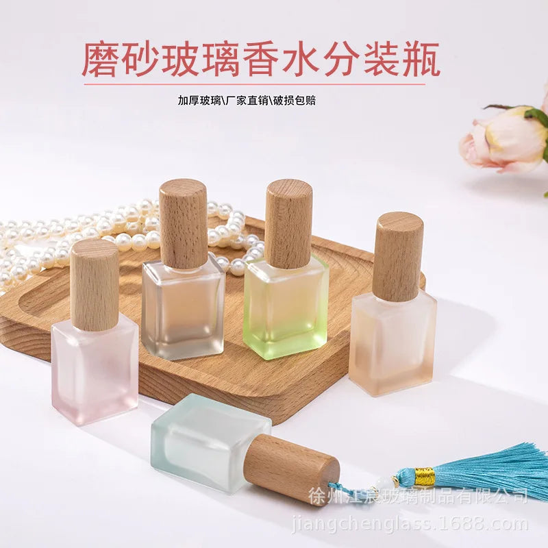 10ml Frosted Glass Perfume Bottle | Wooden Cap & Tassel Perfume Bottle QXL