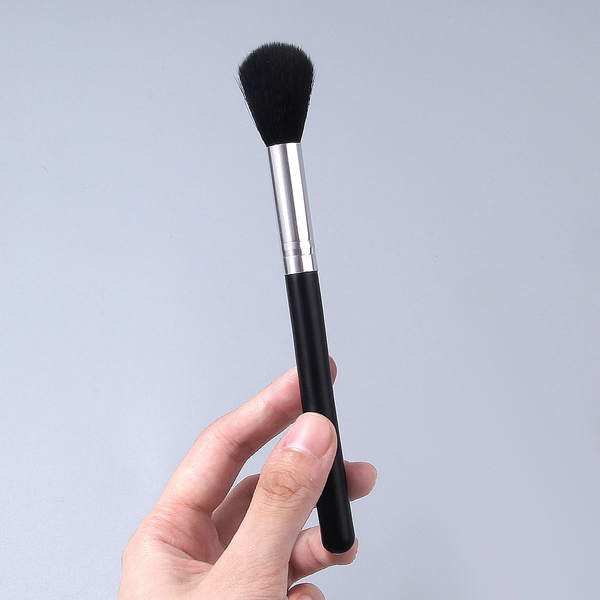 KOSSHOW Flame Contour Brush – Highlighter, Blush & Bronzer Contour Makeup Brush QXL