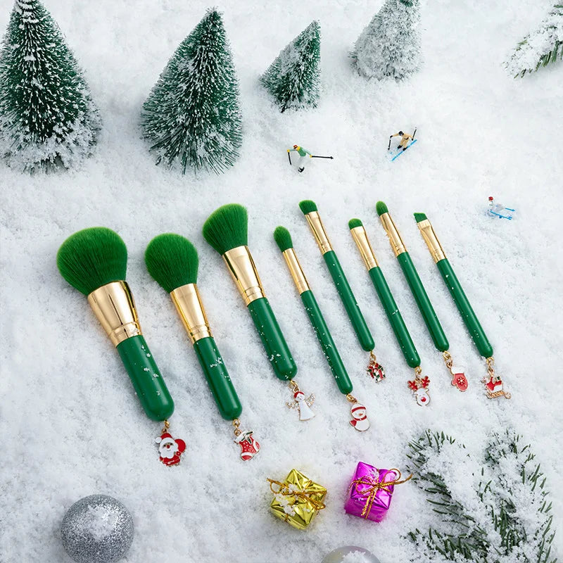 8-Pc Mini Christmas Makeup Brush Set | Holiday Beauty Gift Makeup Brush Set QXL