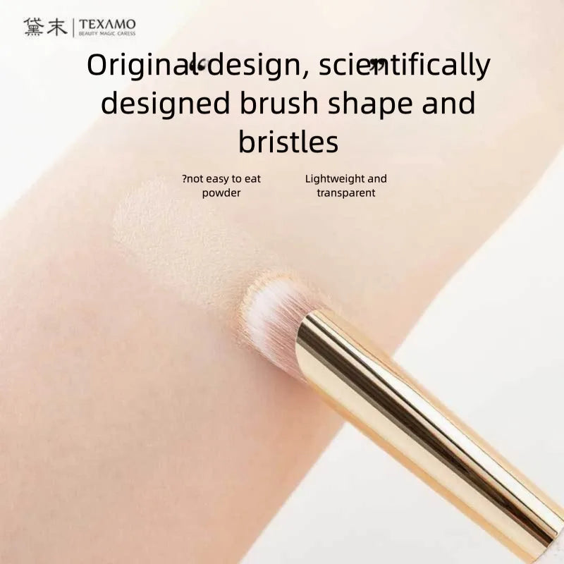 Daimo A130 Thumb Concealer Brush | Soft Synthetic Bristles Concealer Brush QXL