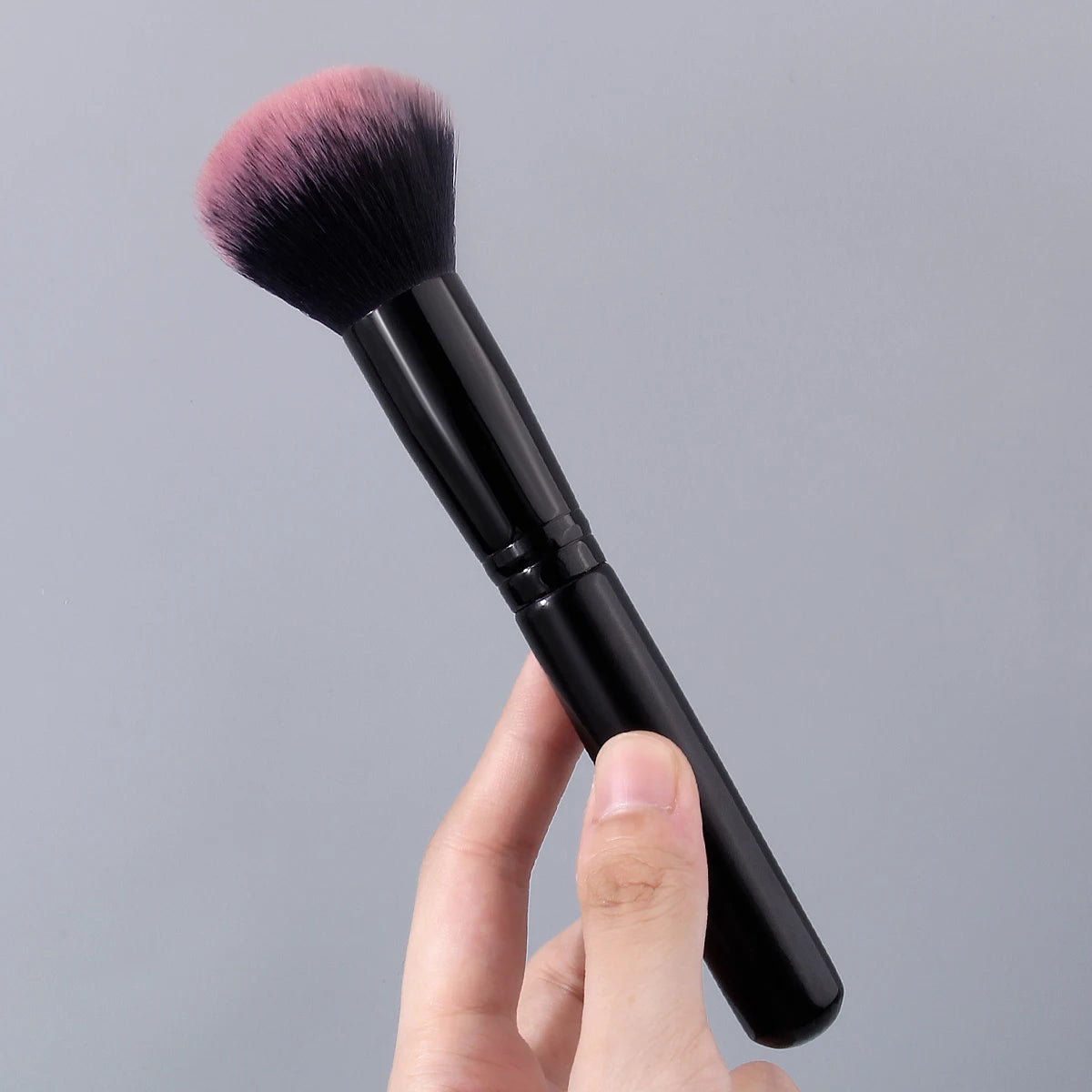 KOSSHOW Fluffy Blush Brush – Soft Pink Gradient Makeup Brush Blush Makeup Brush QXL