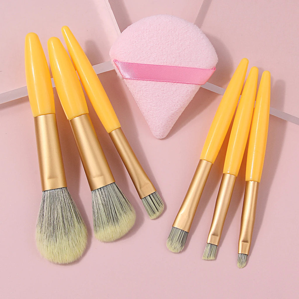 KOSSHOW 7-Piece Yellow Mini Makeup Brush Set | Nylon Bristles Makeup Brush Set QXL