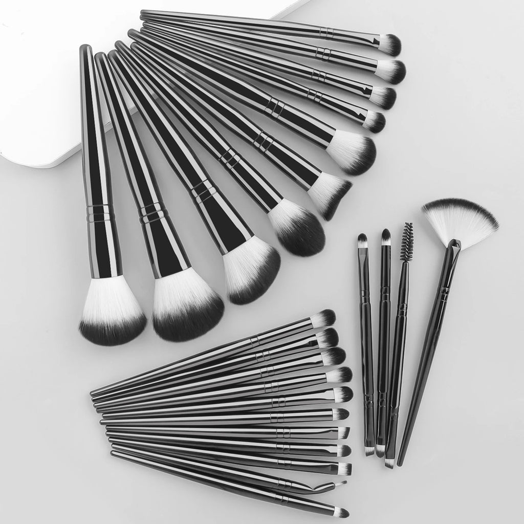 25-Pc Makeup Brush Set with Sponges, Puffs & Cleaning Bowl Makeup Brush Set QXL
