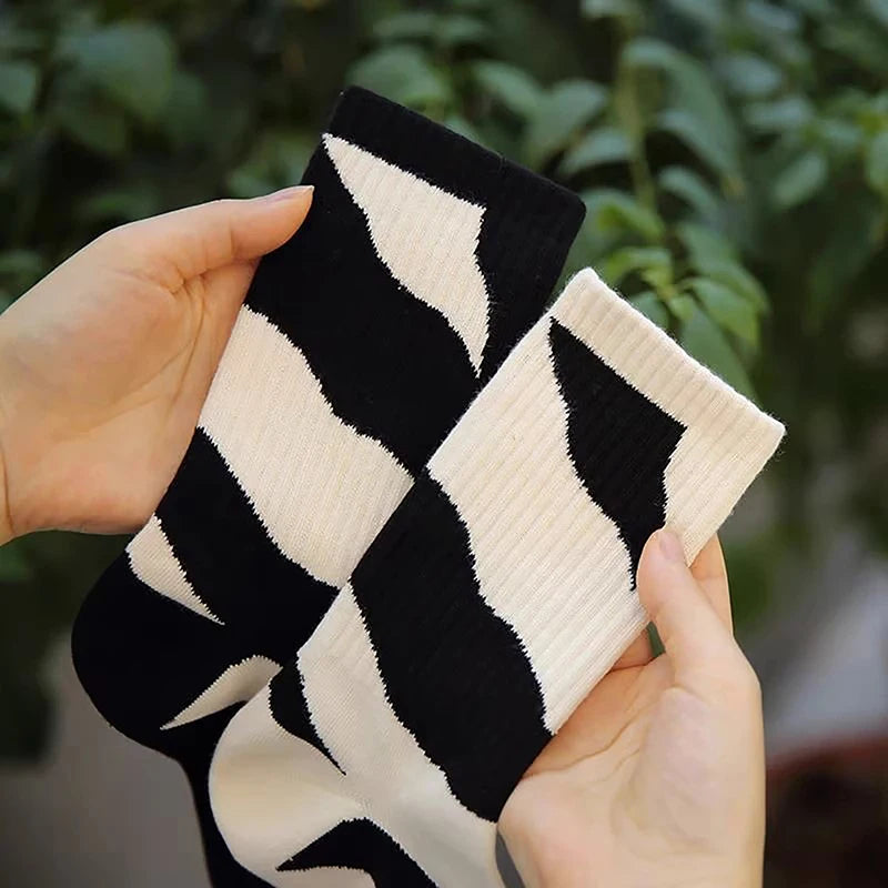 Women's Hip Hop Striped Mid-Tube Cotton Socks | Breathable Fashion Cotton Socks QXL