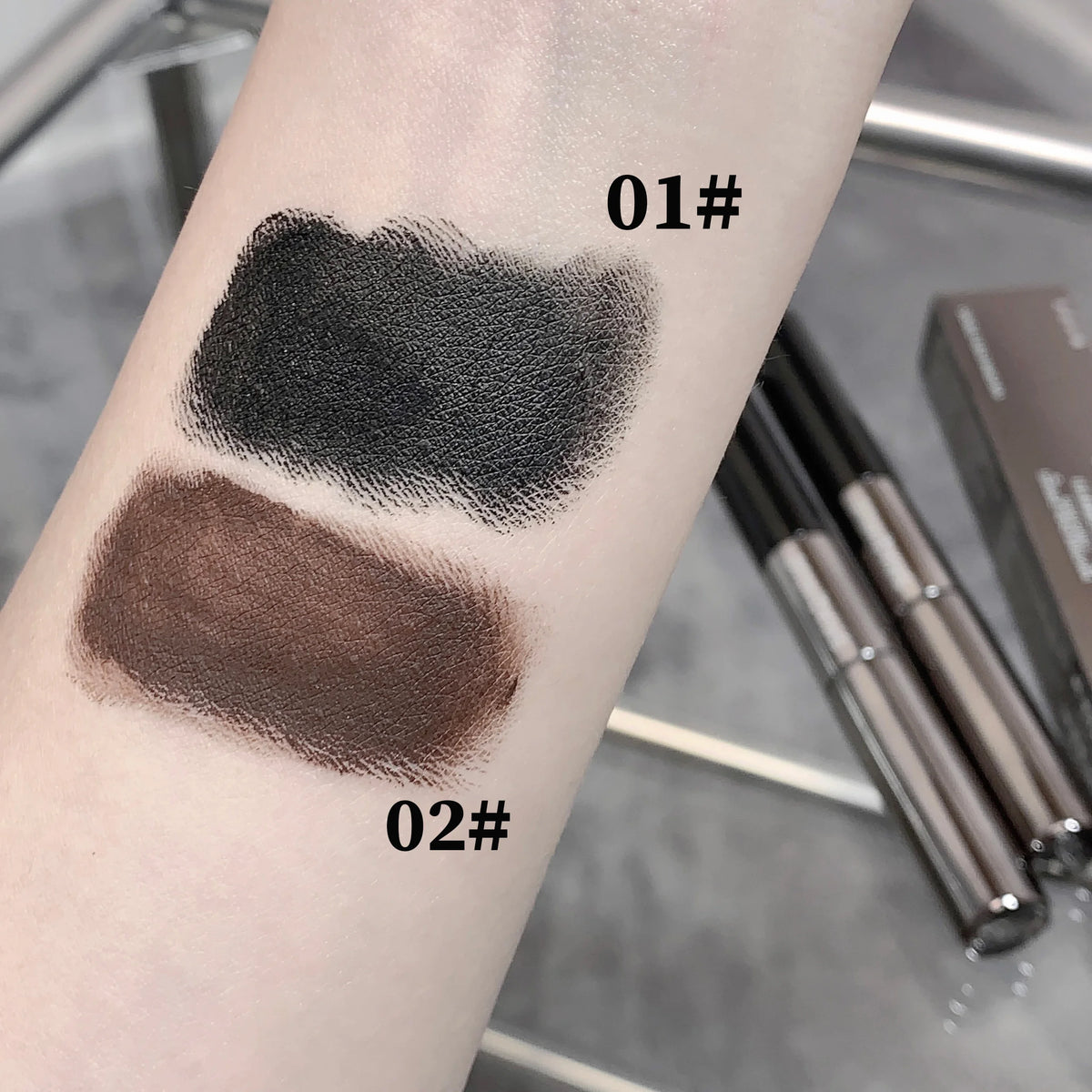 Double-Ended Waterproof Mascara | Lengthening & Volumizing Waterproof Mascara QXL