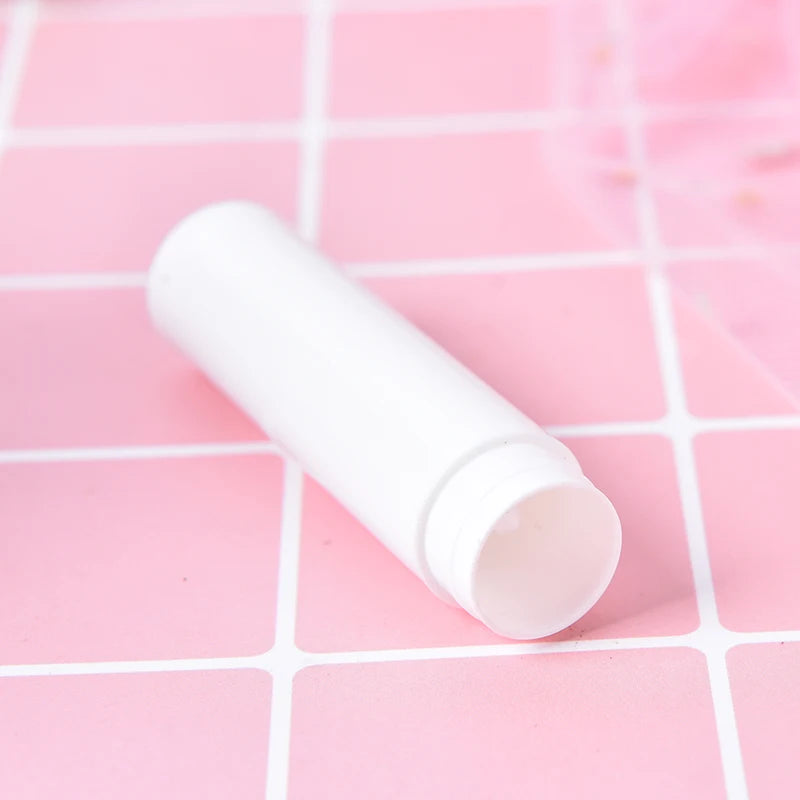 100-Pack 5ml Empty Lip Gloss & Lip Balm Tubes with Cap Lip Gloss Containers QXL