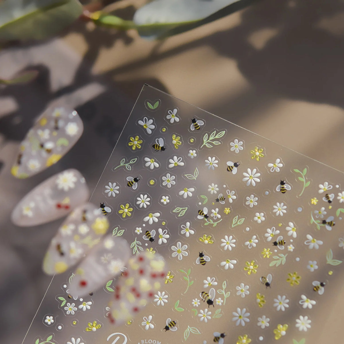 Bee Garden 5D Nail Stickers | Daisy & Floral Nail Decals 5D Nail Stickers QXL