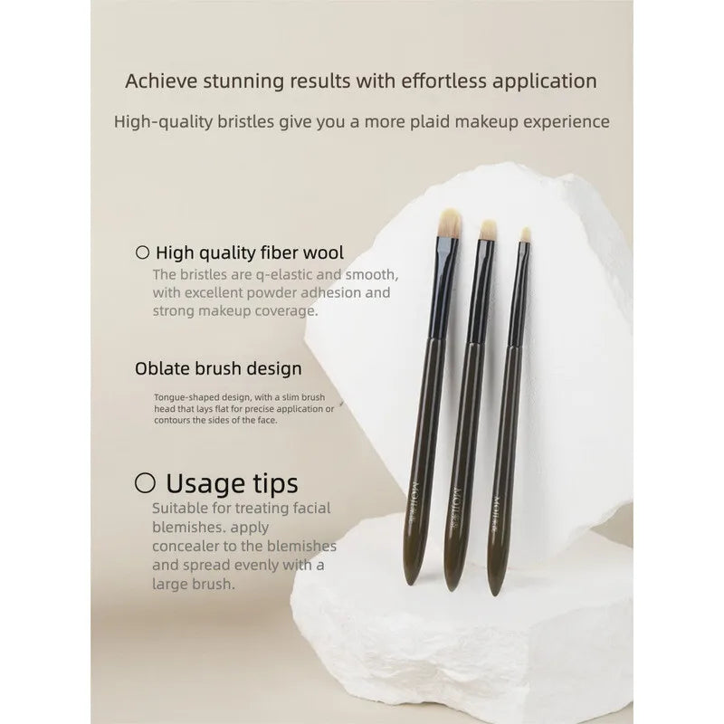 Moji L16 Tongue-Shape Concealer Brush | Wool Fiber Flat Tip Concealer Brush QXL
